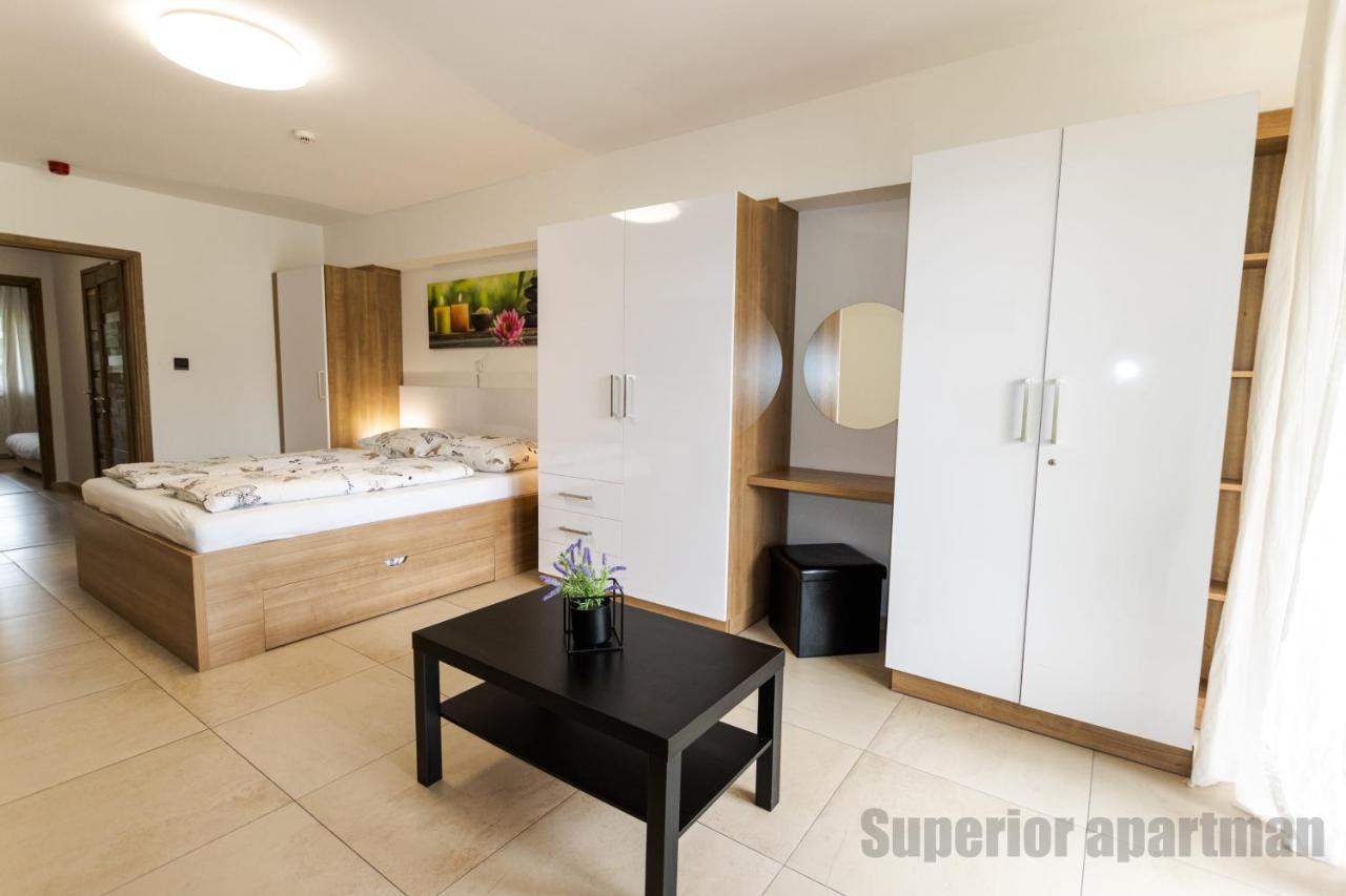 Tisza Gyoengye Apartmanok Szeged Exterior photo