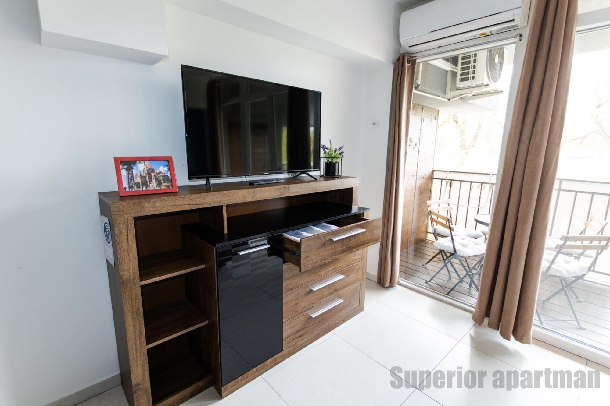 Tisza Gyoengye Apartmanok Szeged Room photo